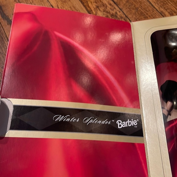 Winter Splendor Barbie - Picture 2 of 3